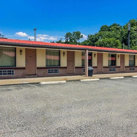Econo Lodge Pittsburgh I-79 Bagian luar foto