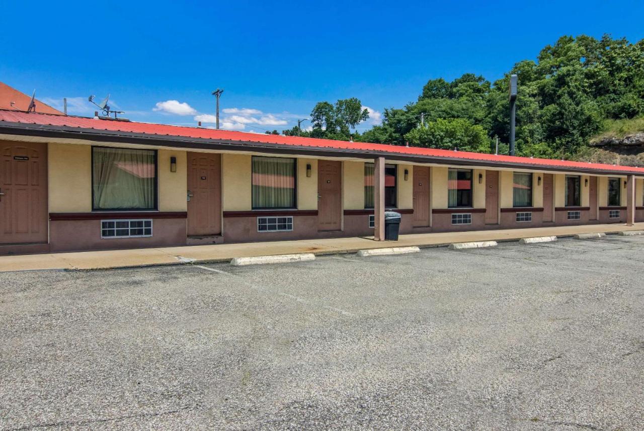 Econo Lodge Pittsburgh I-79 Bagian luar foto