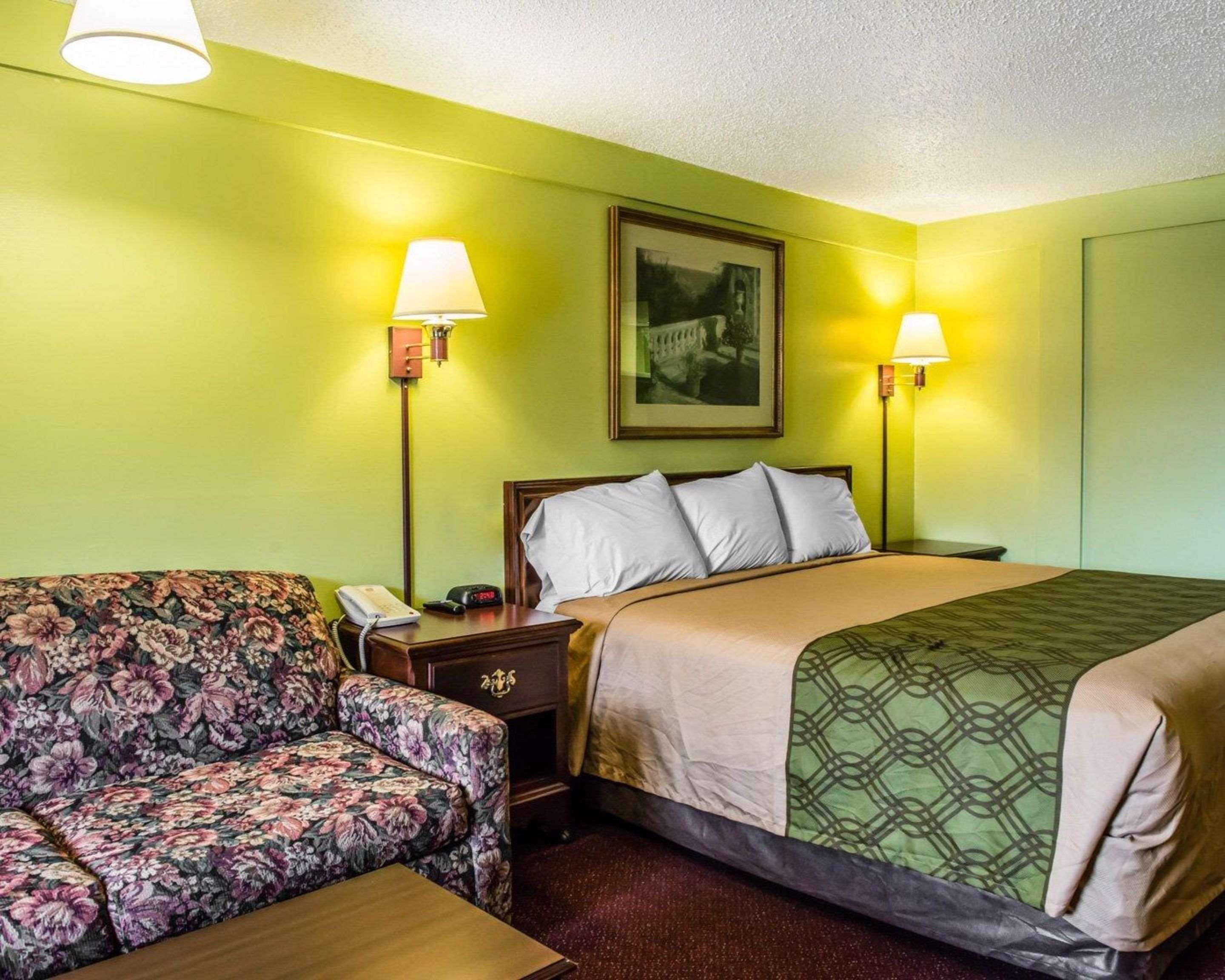 Econo Lodge Pittsburgh I-79 Bagian luar foto
